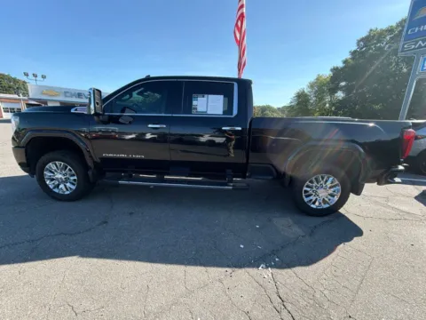 More photos of 2022 GMC Sierra 2500 HD Denali at Smart Chevrolet, NC