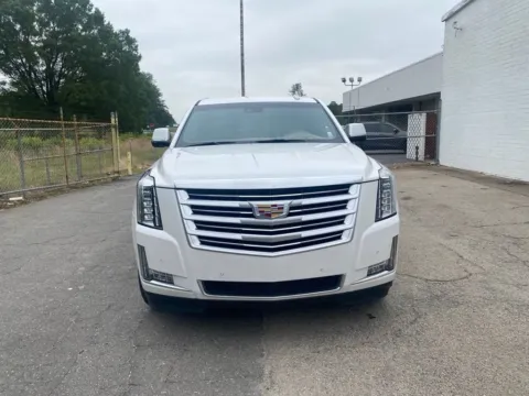 Another view of 2019 Cadillac Escalade Platinum Edition for sale in Madison, NC at Smart Chevrolet
