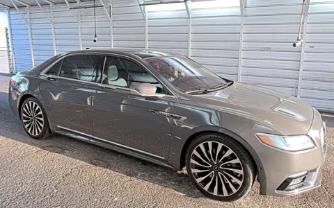 Gray 2019 Lincoln Continental Black Label for sale in Madison, NC