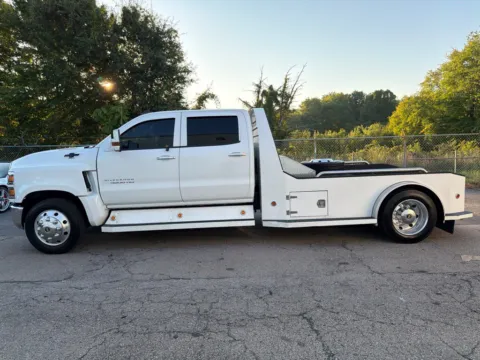 More photos of 2019 Chevrolet Silverado 4500 HD 1LT at Smart Chevrolet, NC