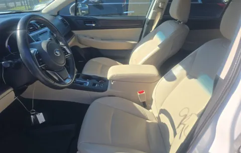 More photos of 2019 Subaru Outback 2.5i at Smart Chevrolet, NC