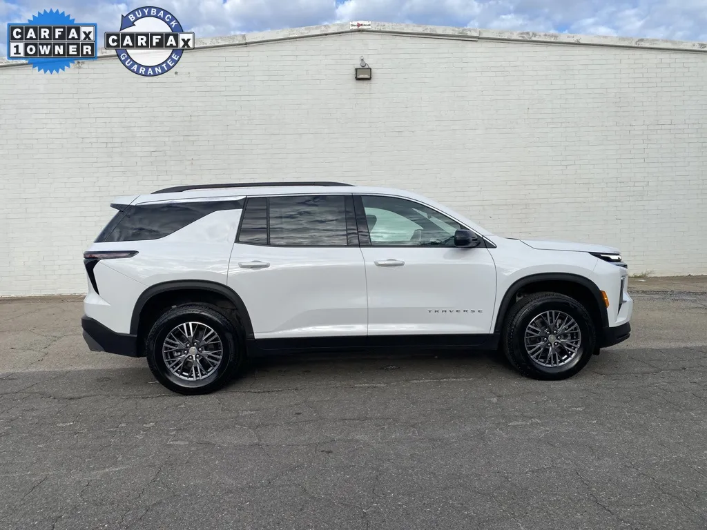 White 2025 Chevrolet Traverse LT for sale in Madison, NC