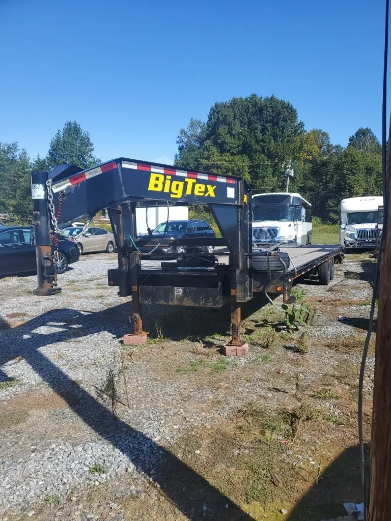 Black 2021 Big Tex Trailer 14GN-25bk+5mr for sale in Madison, NC