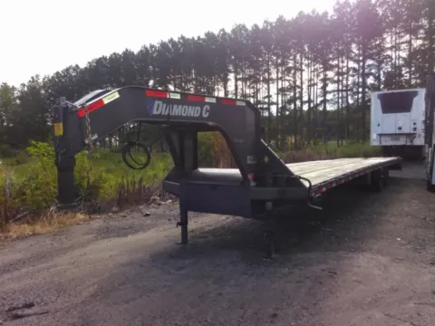 Black 2021 Diamond C FMAX 212 for sale in Madison, NC