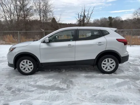 More photos of 2019 Nissan Rogue Sport S at Smart Chevrolet, NC