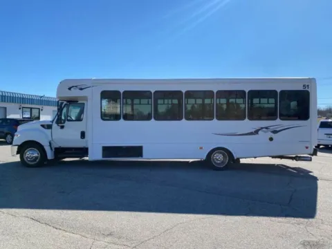 More photos of 2014 International AC/UC Commercial Bus Starcraft at Smart Chevrolet, NC