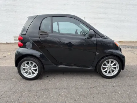 Black 2009 smart Fortwo Passion for sale in Madison, NC