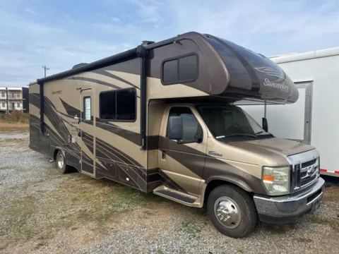 Photos of 2017 Forest River Sunseeker 3050S for sale in Madison, NC at Smart Chevrolet