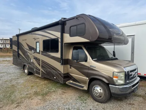 Photos of 2017 Forest River Sunseeker 3050S for sale in Madison, NC at Smart Chevrolet