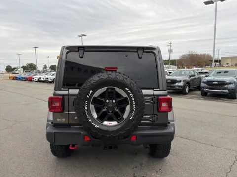 More photos of 2019 Jeep Wrangler Unlimited Rubicon at Smart Ford, VA