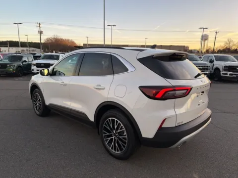 More photos of 2026 Ford Escape Plug-In Hybrid at Smart Ford, VA