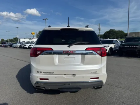 More photos of 2018 GMC Acadia Denali at Smart Ford, VA