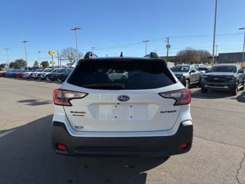 More photos of 2024 Subaru Outback Onyx Edition at Smart Ford, VA