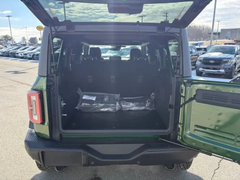 More photos of 2025 Ford Bronco Badlands at Smart Ford, VA