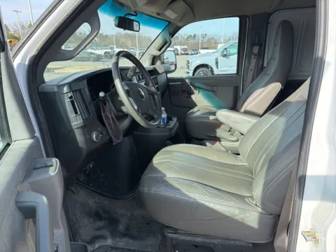 More photos of 2020 Chevrolet Express 2500 Work Van at Smart Ford, VA