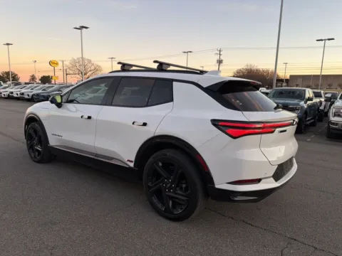 More photos of 2024 Chevrolet Equinox EV RS at Smart Ford, VA