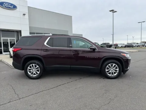Photos of 2018 Chevrolet Traverse LT for sale in South Boston, VA at Smart Ford