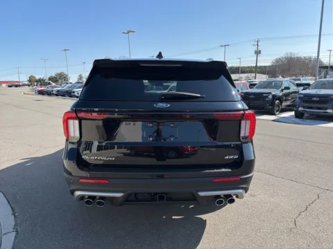 More photos of 2025 Ford Explorer Platinum at Smart Ford, VA