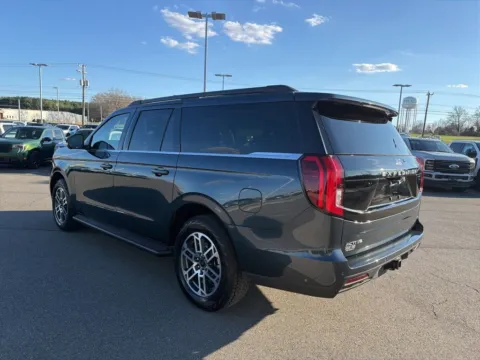 More photos of 2025 Ford Expedition Max Active at Smart Ford, VA