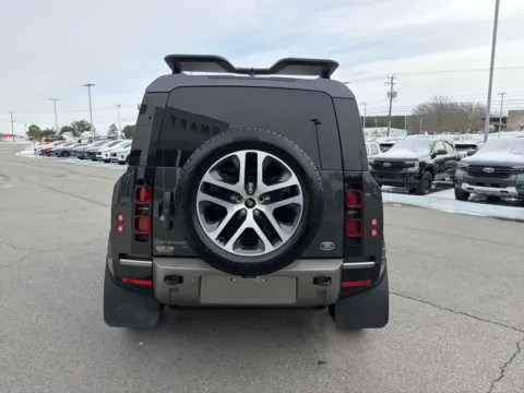 More photos of 2022 Land Rover Defender 110 X-Dynamic HSE at Smart Ford, VA
