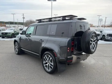 More photos of 2022 Land Rover Defender 110 X-Dynamic HSE at Smart Ford, VA