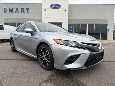 Silver 2018 Toyota Camry SE for sale in South Boston, VA