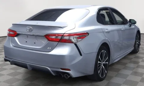 More photos of 2018 Toyota Camry SE at Smart Ford, VA