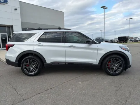 Photos of 2026 Ford Explorer ST for sale in South Boston, VA at Smart Ford