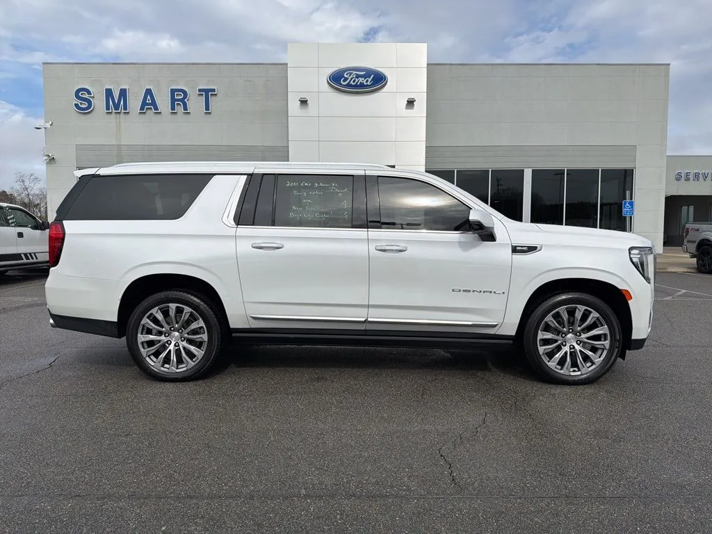 White 2021 GMC Yukon XL Denali for sale in South Boston, VA