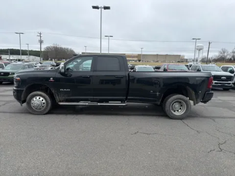 More photos of 2025 Ram 3500 Laramie at Smart Ford, VA
