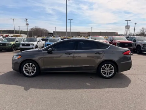 More photos of 2020 Ford Fusion SE at Smart Ford, VA