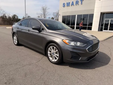Photos of 2020 Ford Fusion SE for sale in South Boston, VA at Smart Ford
