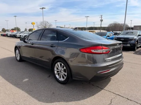 More photos of 2020 Ford Fusion SE at Smart Ford, VA
