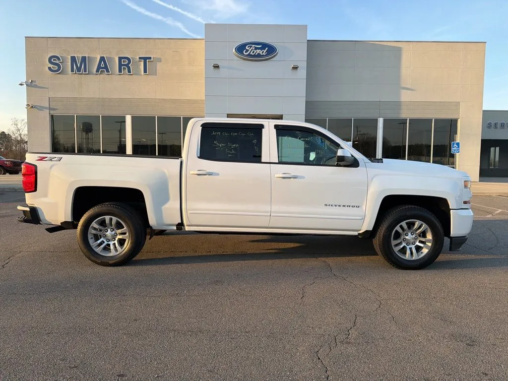 White 2018 Chevrolet Silverado 1500 LT for sale in South Boston, VA