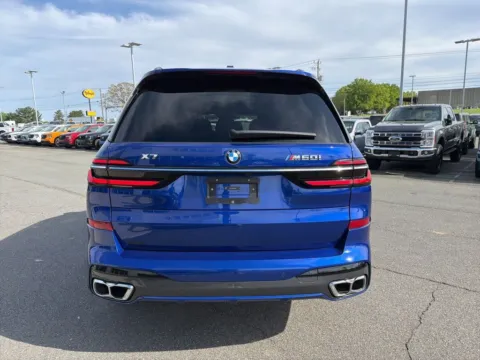 More photos of 2025 BMW X7 M60i at Smart Ford, VA
