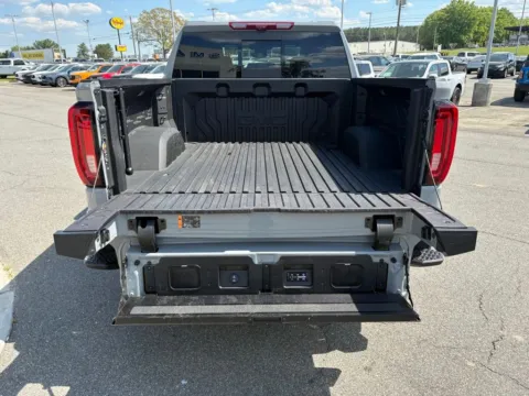More photos of 2025 GMC Sierra 1500 Denali Ultimate at Smart Ford, VA