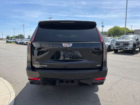 More photos of 2023 Cadillac Escalade Sport at Smart Ford, VA