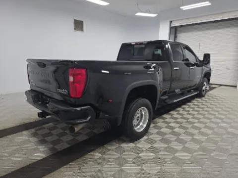 More photos of 2022 Chevrolet Silverado 3500HD High Country at Smart Ford, VA