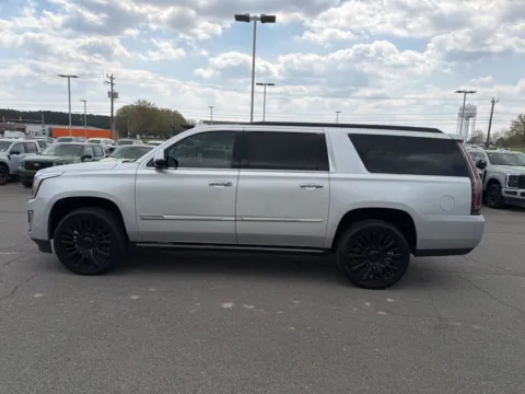 More photos of 2018 Cadillac Escalade ESV Premium at Smart Ford, VA