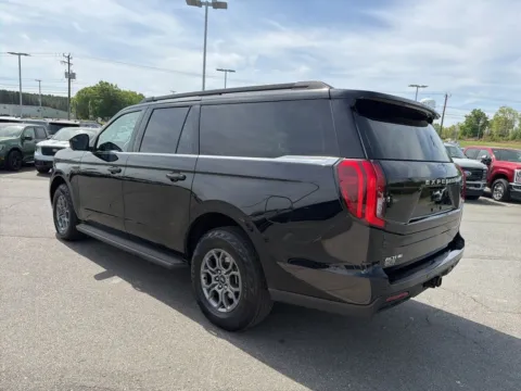 More photos of 2025 Ford Expedition Max Active at Smart Ford, VA