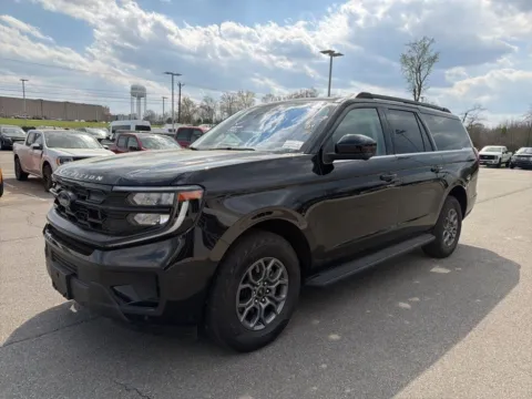 More photos of 2025 Ford Expedition Max Active at Smart Ford, VA