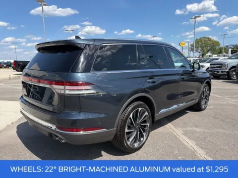 More photos of 2023 Lincoln Aviator Reserve at Smart Ford, VA