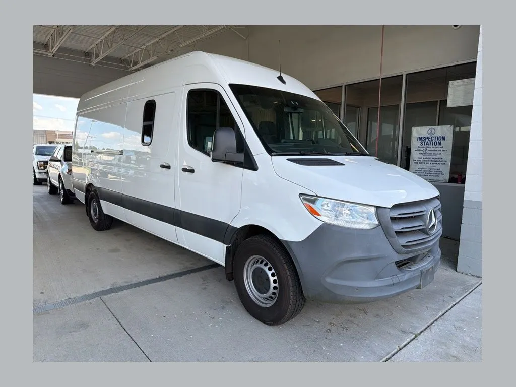 White 2021 Mercedes-Benz Sprinter 2500 Cargo 170 WB for sale in South Boston, VA