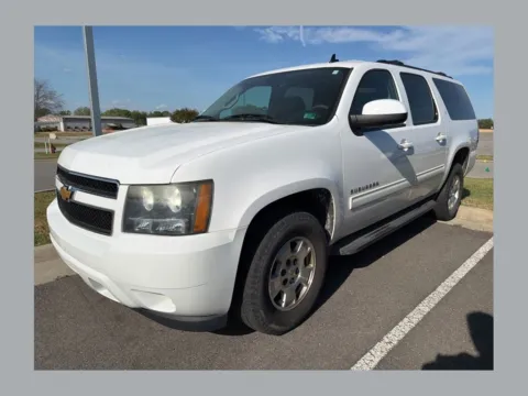 White 2014 Chevrolet Suburban 1500 LT for sale in South Boston, VA