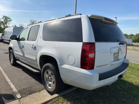 More photos of 2014 Chevrolet Suburban 1500 LT at Smart Ford, VA