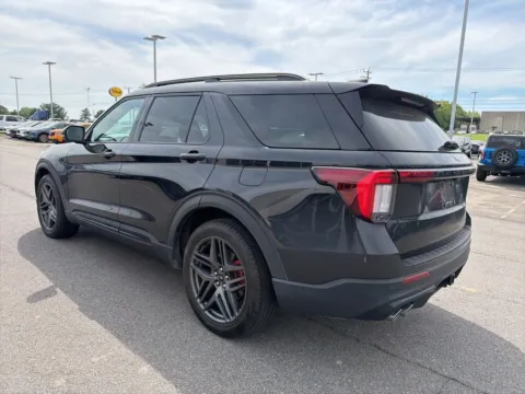 More photos of 2025 Ford Explorer ST at Smart Ford, VA