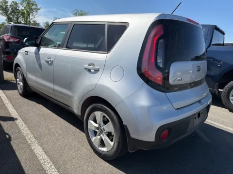 More photos of 2018 Kia Soul at Smart Ford, VA