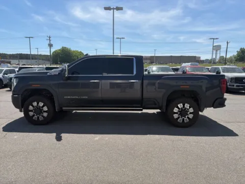 More photos of 2024 GMC Sierra 2500HD Denali at Smart Ford, VA