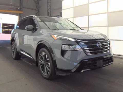 More photos of 2024 Nissan Rogue Platinum at Smart Ford, VA