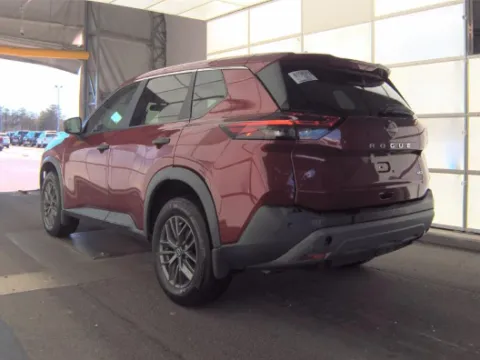 More photos of 2023 Nissan Rogue S at Smart Ford, VA